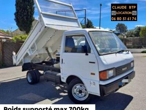 MAZDA BONGO petit camion